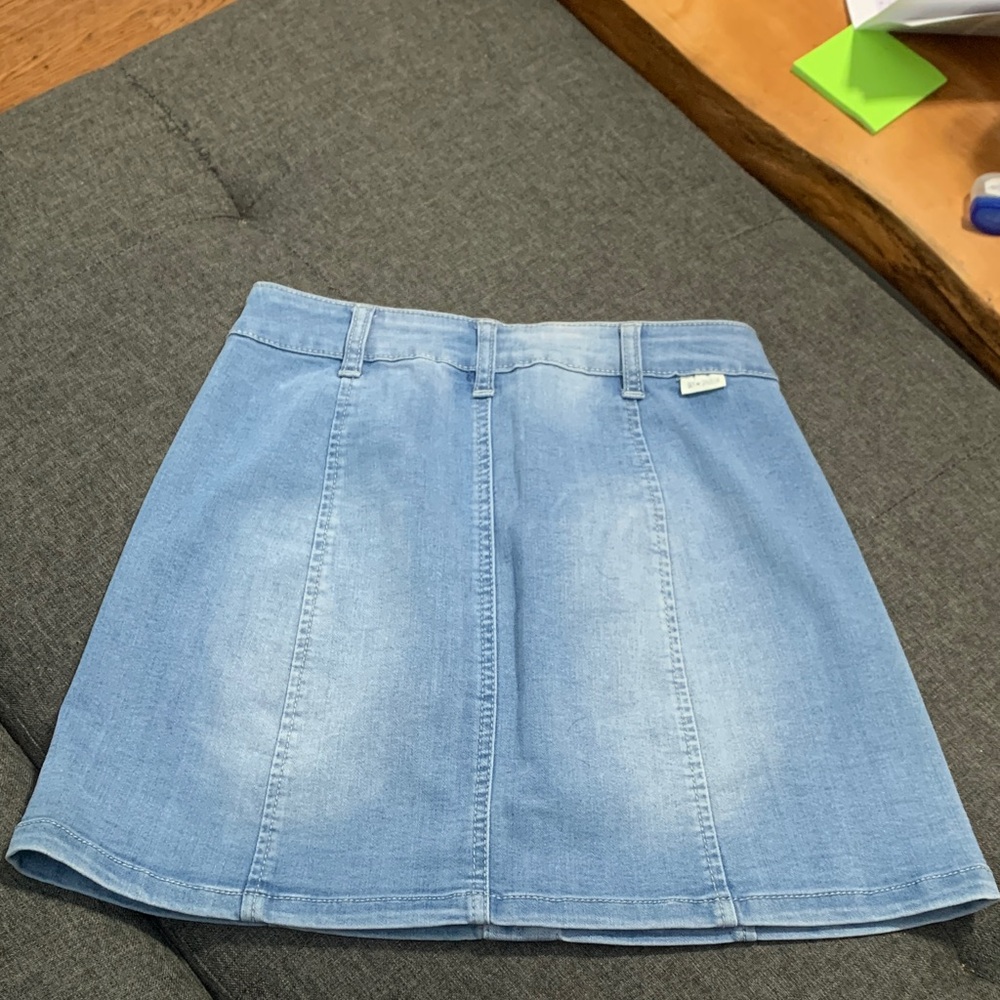Denim Button-Front Mini Skirt - Picture 3 of 4